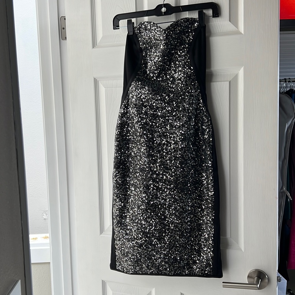 Marchesa Notte strapless dress. Size 2.